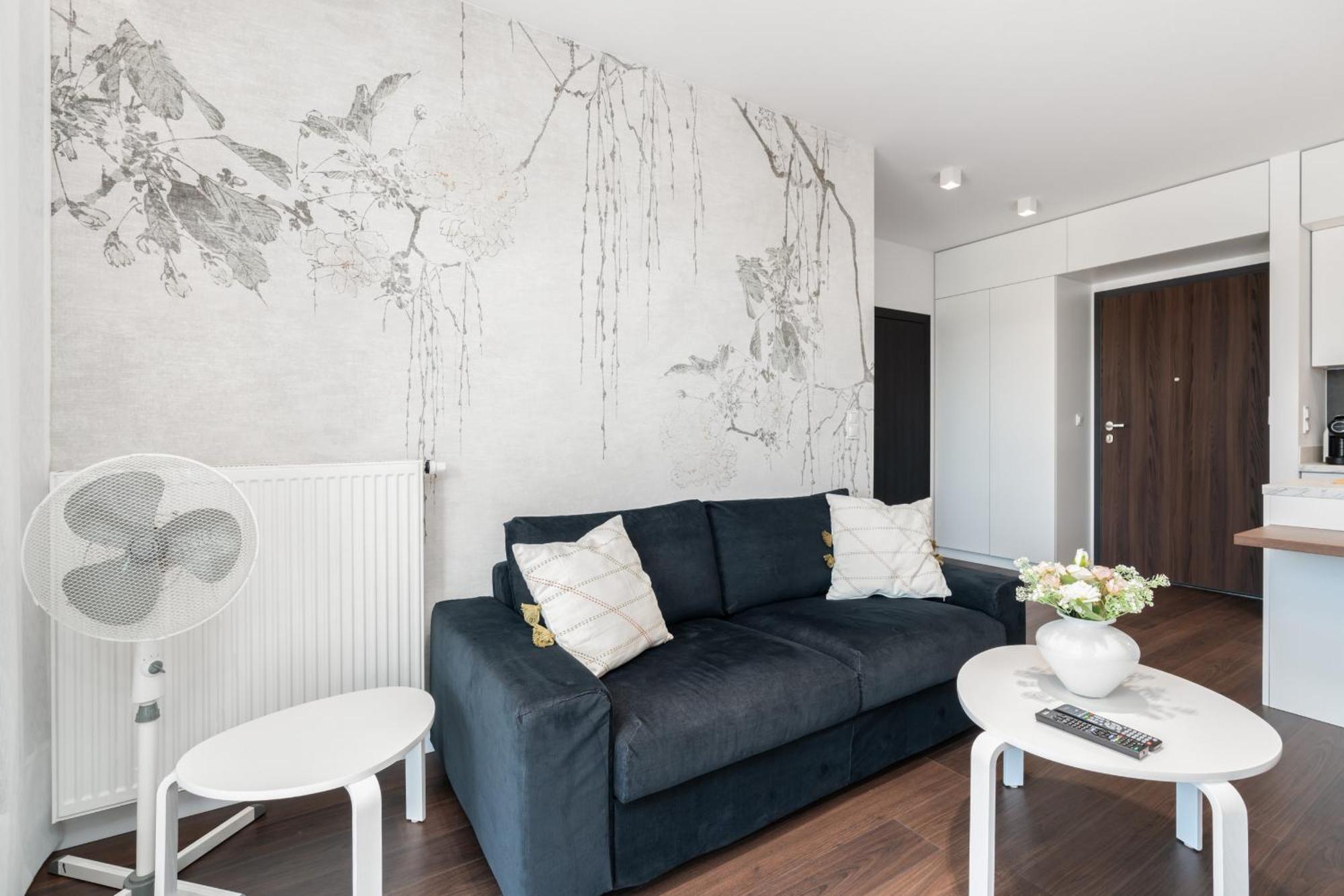 Stylish & Comfy Garbary Apartments With Parking By Noclegi Renters Poznan Exterior photo